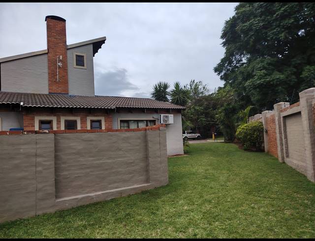 3 BEDROOM TOWNHOUSE FOR SALE IN WATERVAL EAST